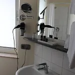 Bonjour Hotel 4*