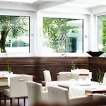 Hotel Bonjour 4*